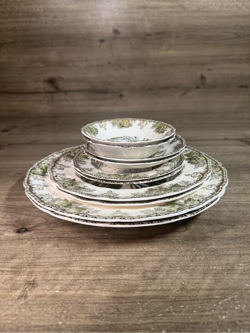 Johnson Brothers The Friendly Village 10 Piece Dish Set Made in England